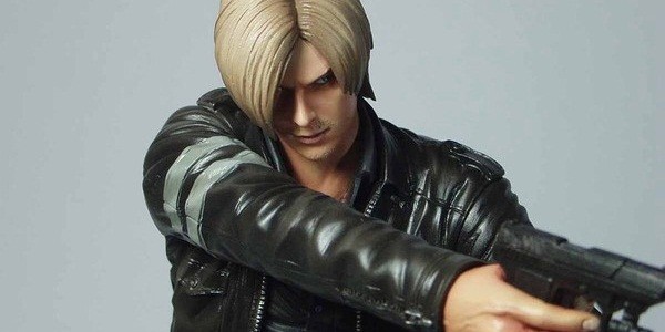 Confira imagens da versão final da action figure de Leon em Resident Evil 6